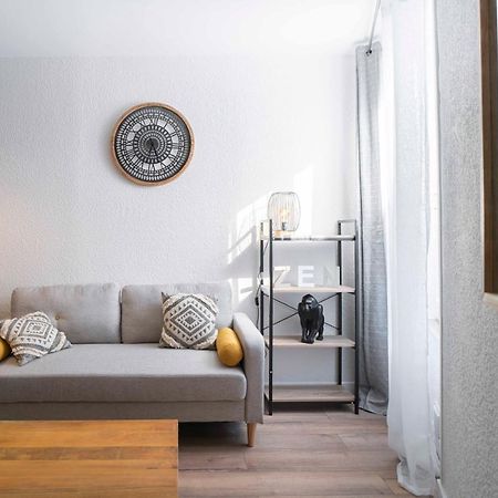 Onloc - Appart Reveil Proche Halles Avec Parking Pau Exteriör bild
