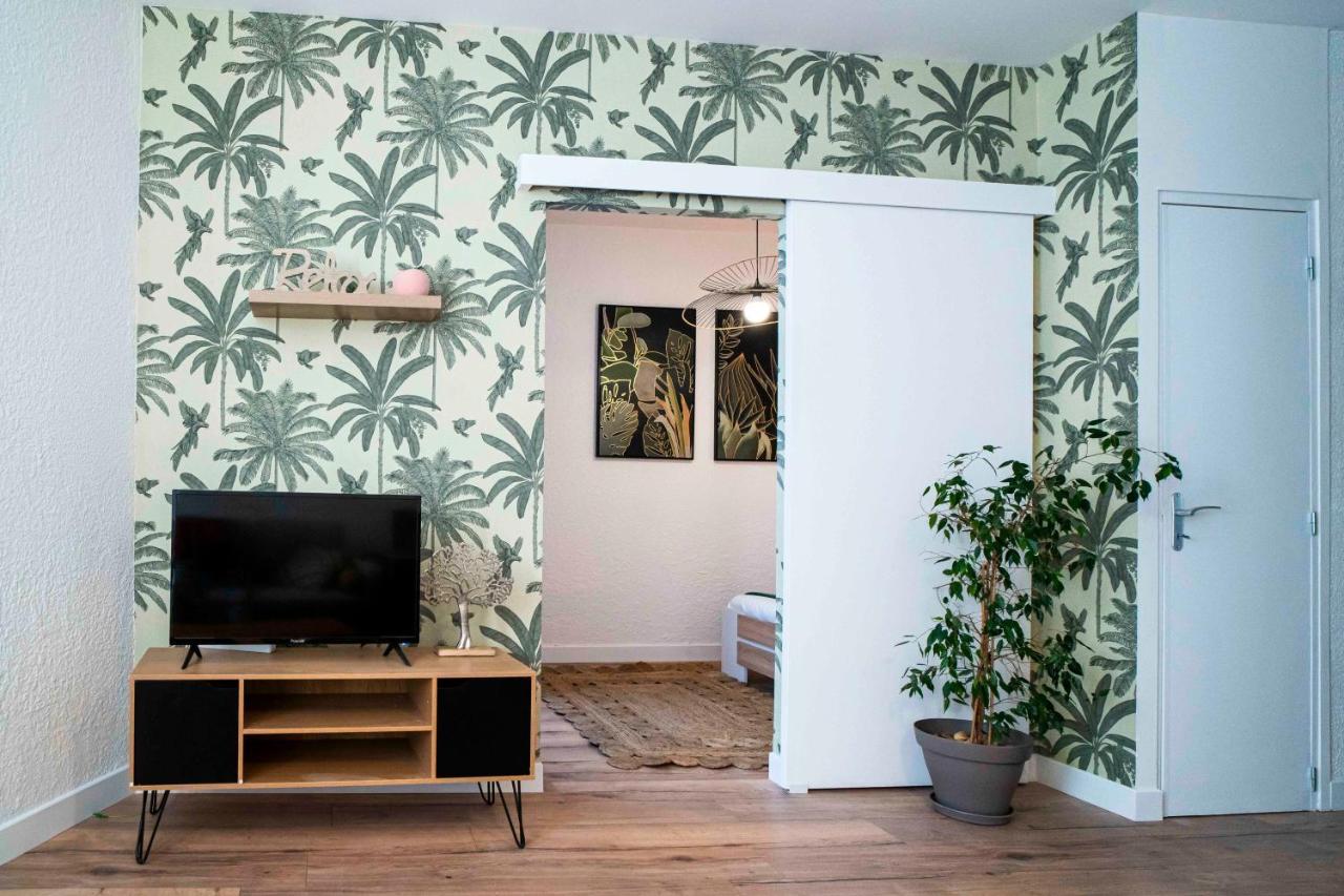 Onloc - Appart Reveil Proche Halles Avec Parking Pau Exteriör bild